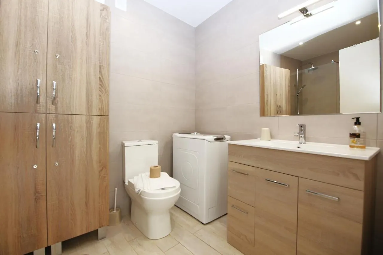 Estepona Port Apartment Alice 0*,  Hiszpania